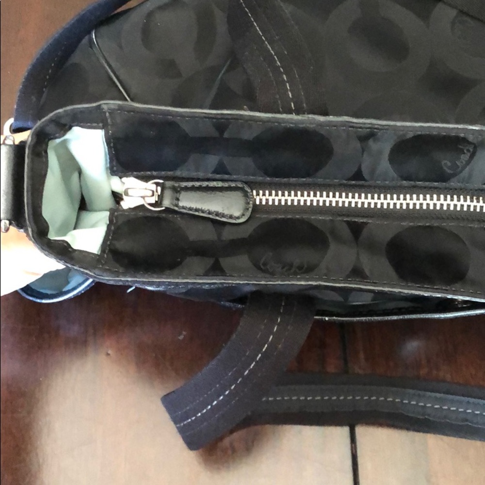 Authentic Coach Diaper Bag 🖤💙 - Picture 7 of 16